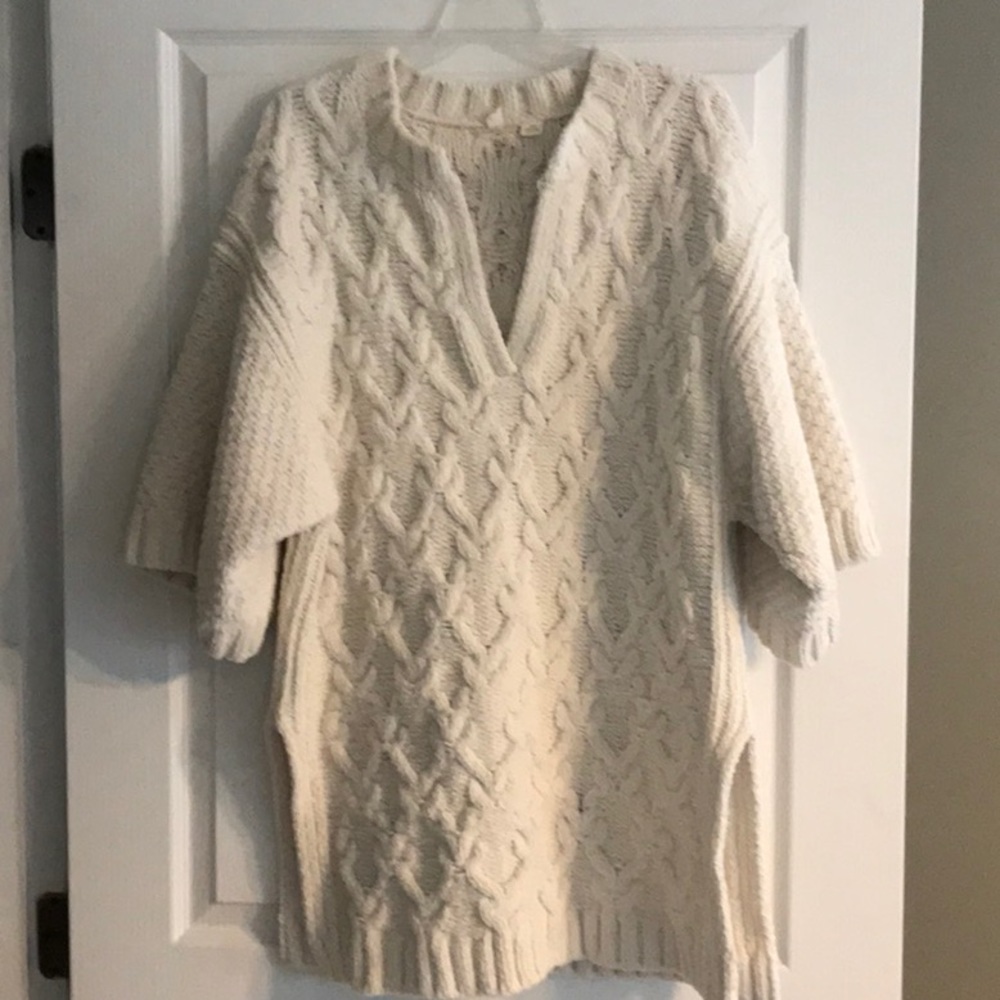 Moth heavy cableknit tunic sweater in cream size XS/S